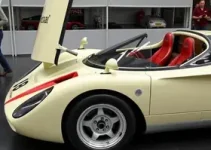 réplica do carro de Senna